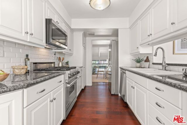 4201 Colfax Avenue B, Studio City (los Angeles), CA 91604