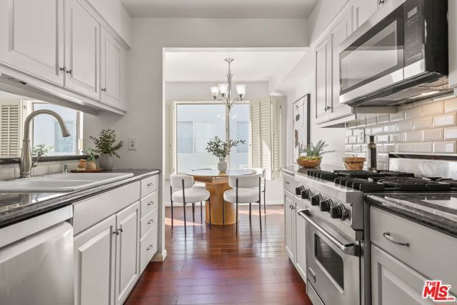 4201 Colfax Avenue B, Studio City (los Angeles), CA 91604