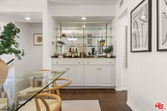 4201 Colfax Avenue B, Studio City (los Angeles), CA 91604