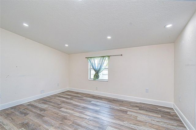 2933 56TH AVENUE N, St Petersburg, FL 33714