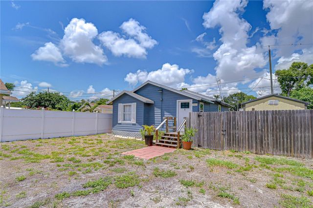 2933 56TH AVENUE N, St Petersburg, FL 33714