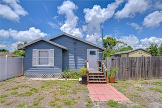 2933 56TH AVENUE N, St Petersburg, FL 33714