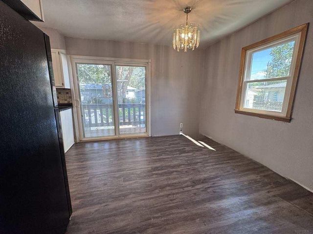 2547 West 9th Street, Waterloo, IA 50702