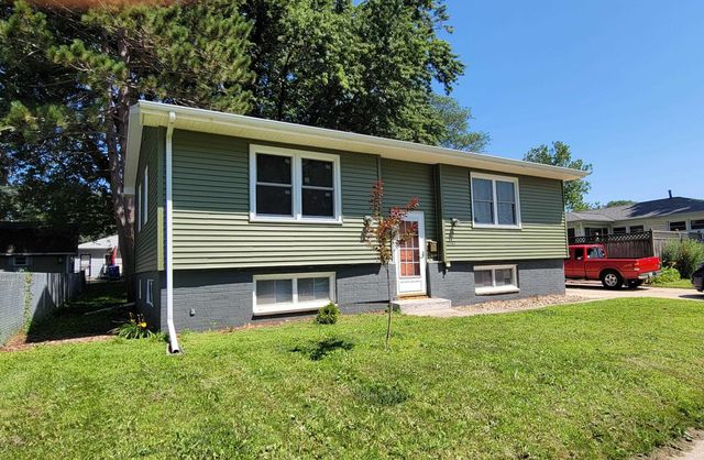 2547 West 9th Street, Waterloo, IA 50702