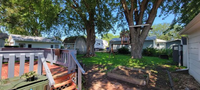 2547 West 9th Street, Waterloo, IA 50702