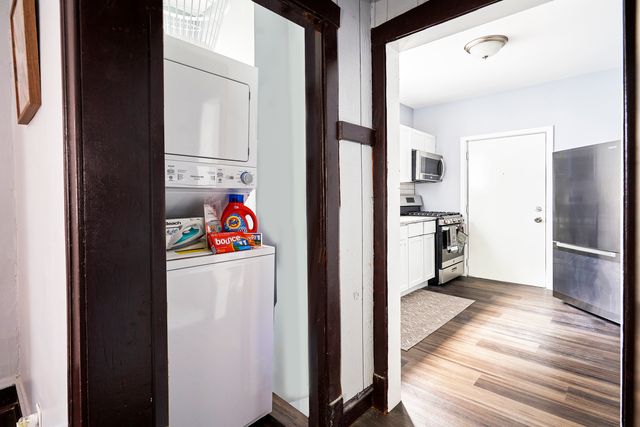 6923 S Merrill Avenue, Chicago, IL 60649