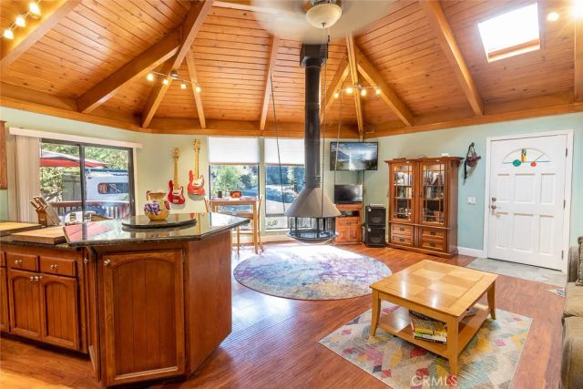 1916 Teton Way, Pine Mountain Club, CA 93222