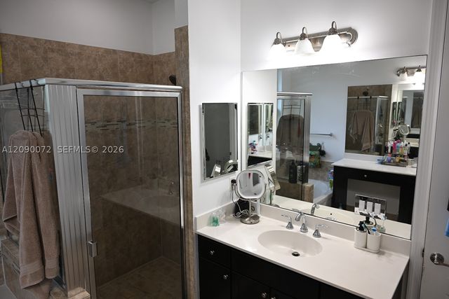 7722 SW 52nd Pl, Davie, FL 33328
