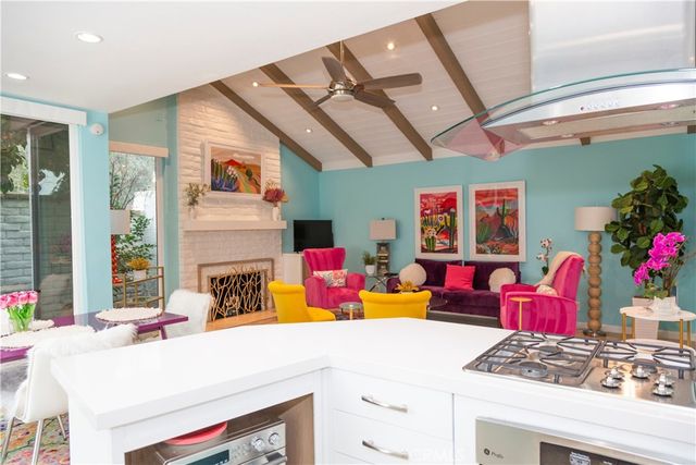 2542 Miramonte E B, Palm Springs, CA 92264