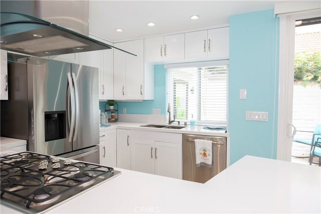2542 Miramonte E B, Palm Springs, CA 92264