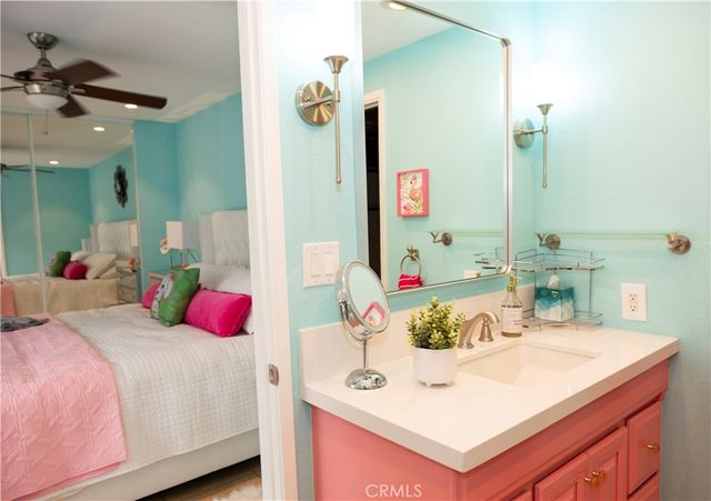 2542 Miramonte E B, Palm Springs, CA 92264