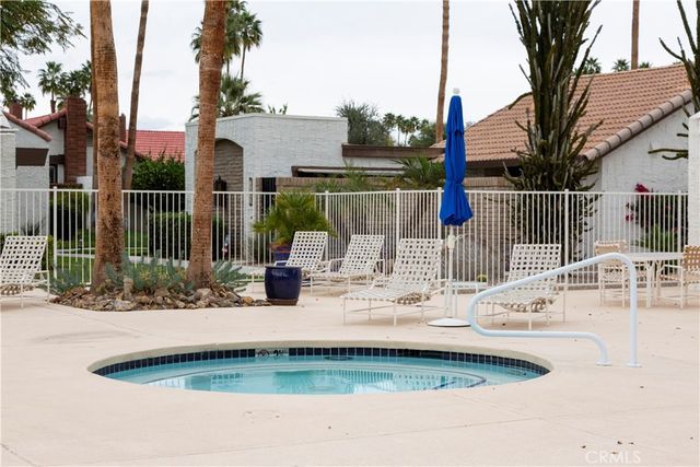 2542 Miramonte E B, Palm Springs, CA 92264
