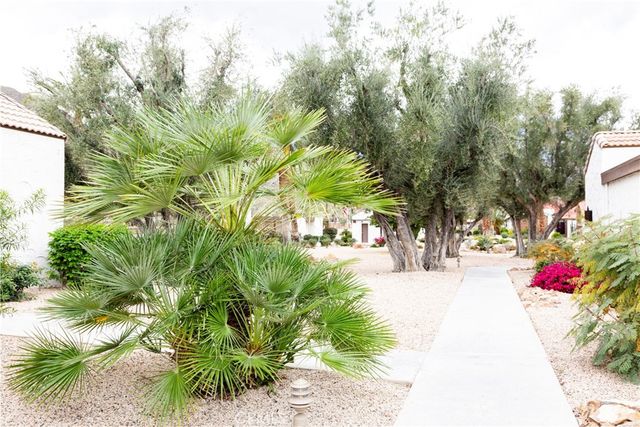 2542 Miramonte E B, Palm Springs, CA 92264