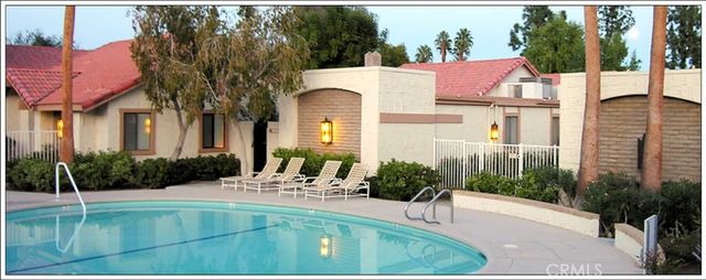 2542 Miramonte E B, Palm Springs, CA 92264