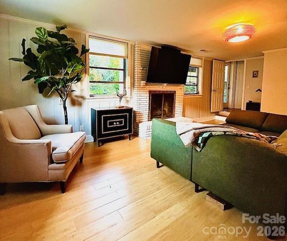 733 Stanfield Drive, Charlotte, NC 28210