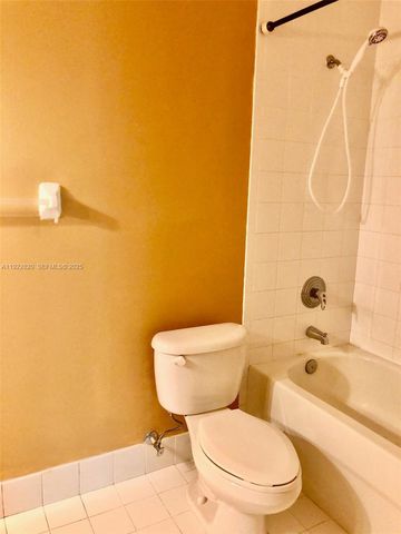 1165 Golden Lakes Blvd 1226, West Palm Beach, FL 33411