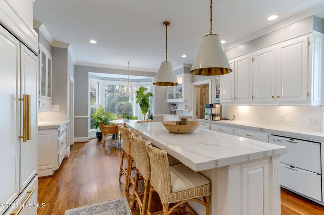 611 Queen Annes Road, Greenville, NC 27858