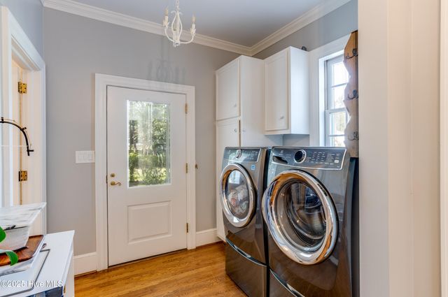 611 Queen Annes Road, Greenville, NC 27858