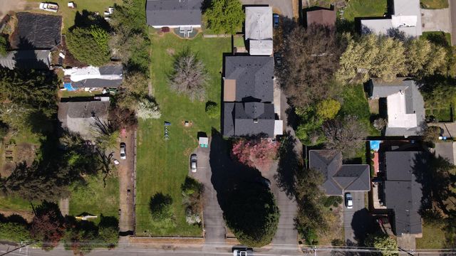 1290 Fruitdale Drive, Grants Pass, OR 97527