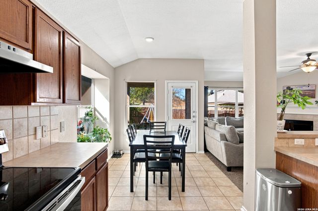 15815 Hastings Park, Selma, TX 78154