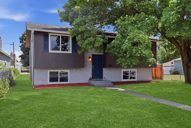 4722 N Walnut St, Spokane, WA 99205
