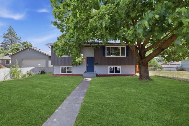 4722 N Walnut St, Spokane, WA 99205