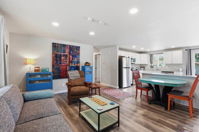 4722 N Walnut St, Spokane, WA 99205