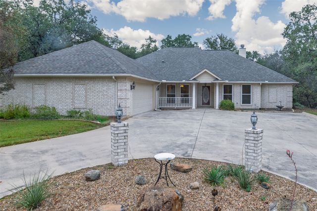 604 Runaway Bay Drive, Runaway Bay, TX 76426