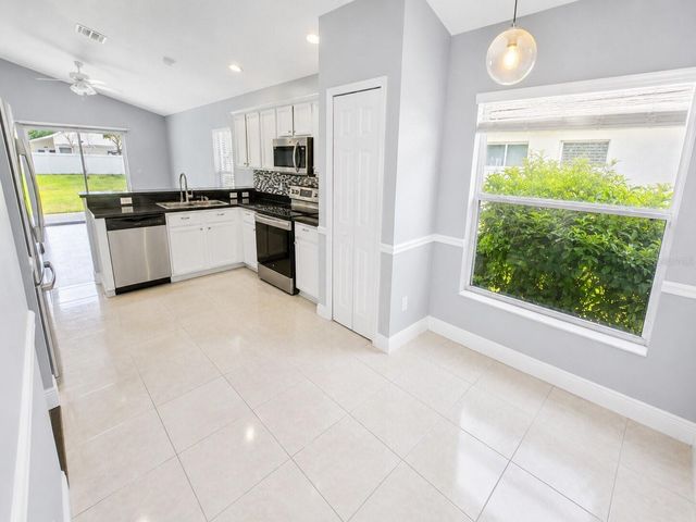1926 DARLIN CIRCLE, Orlando, FL 32820
