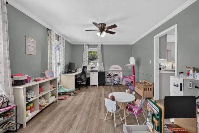 22 Jeans Rd, Fayetteville, TN 37334