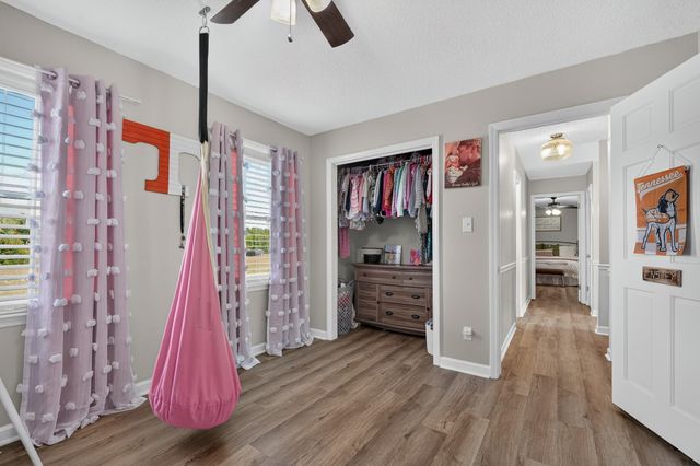 22 Jeans Rd, Fayetteville, TN 37334