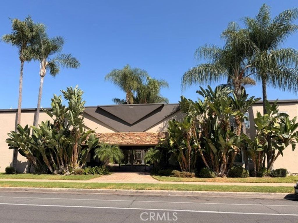 1160 E Lexington Avenue 17, El Cajon, CA 92019 — exterior