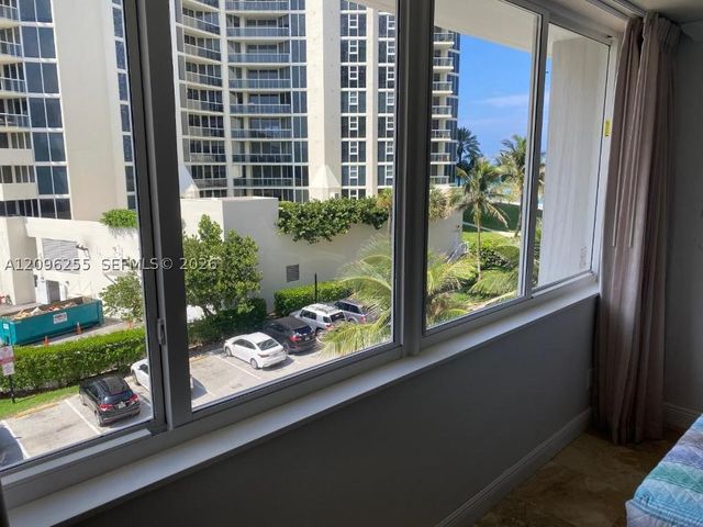 19201 Collins Ave 230, Sunny Isles Beach, FL 33160