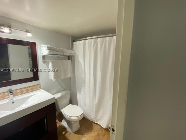 19201 Collins Ave 230, Sunny Isles Beach, FL 33160