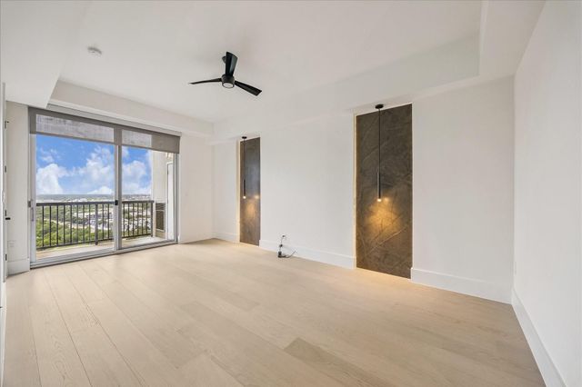 3333 Allen Parkway 1905, Houston, TX 77019