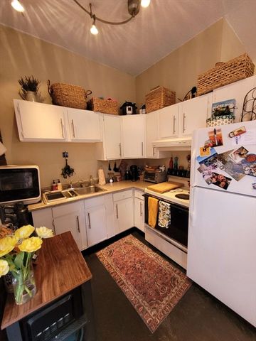 19 Fayette St 3, Boston, MA 02116