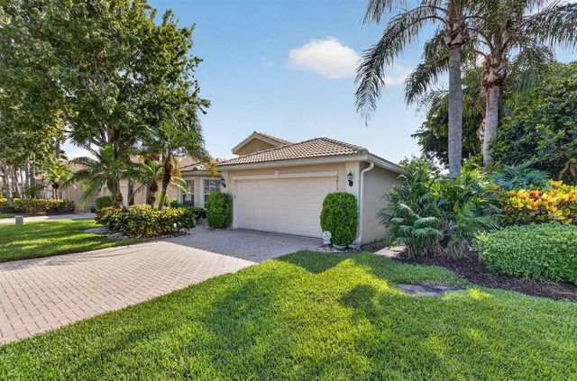 6815 Imperial Beach Circle, Delray Beach, FL 33446