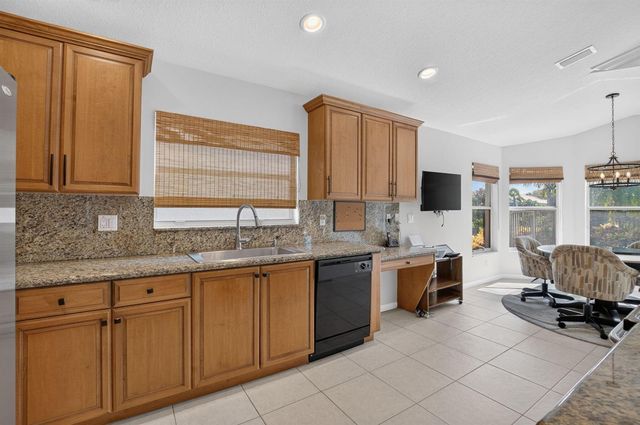 6815 Imperial Beach Circle, Delray Beach, FL 33446
