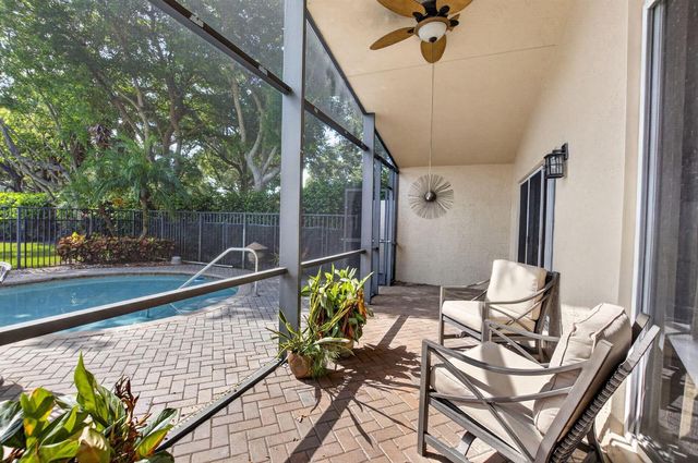 6815 Imperial Beach Circle, Delray Beach, FL 33446