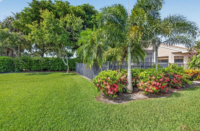 6815 Imperial Beach Circle, Delray Beach, FL 33446