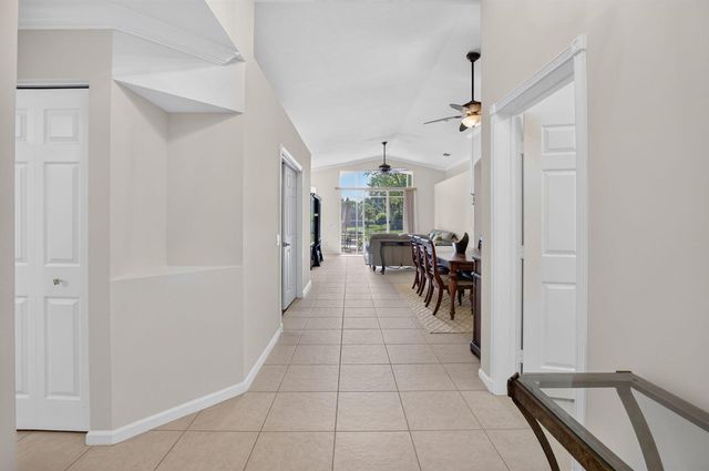 6815 Imperial Beach Circle, Delray Beach, FL 33446
