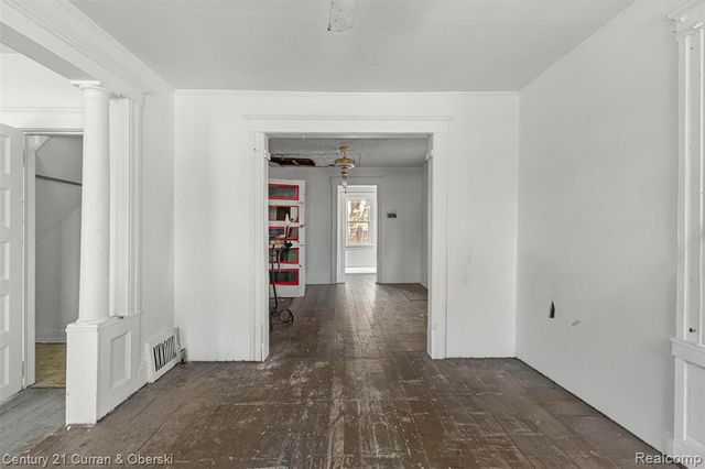 62 E Cicotte Street, River Rouge, MI 48218