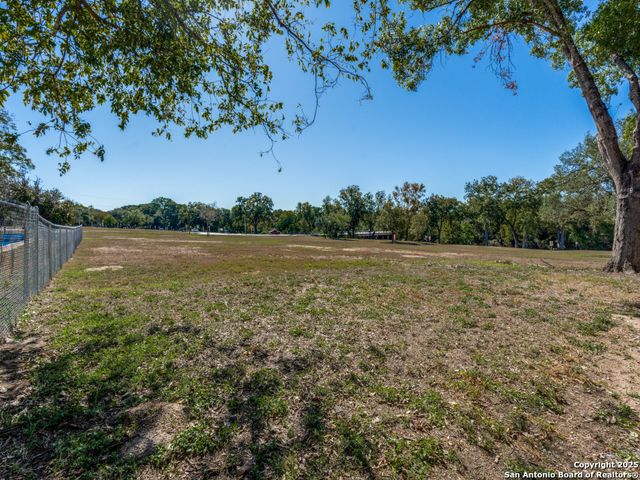 1174 Mooncrest, New Braunfels, TX 78130