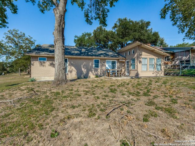 1174 Mooncrest, New Braunfels, TX 78130