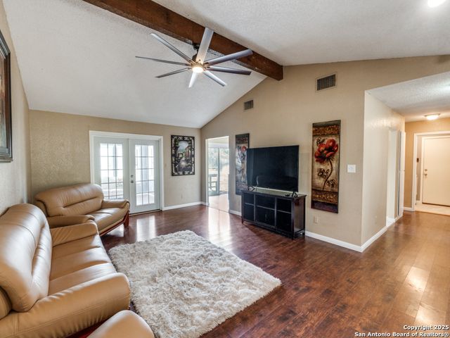 1174 Mooncrest, New Braunfels, TX 78130