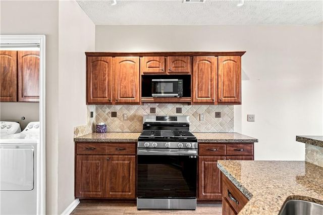 4085 Berkeley Park Drive, Duluth, GA 30096