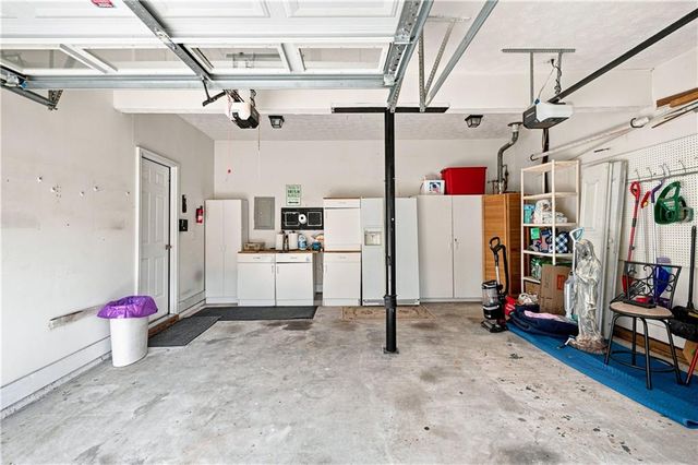 4085 Berkeley Park Drive, Duluth, GA 30096