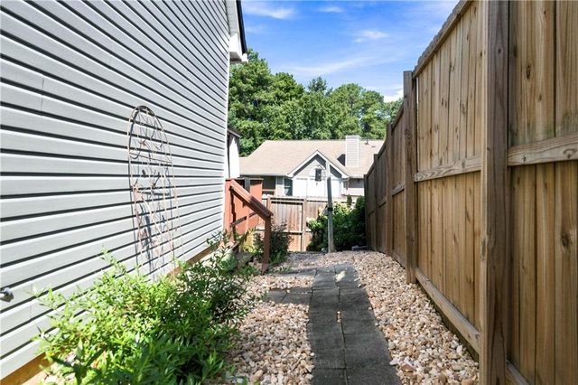 4085 Berkeley Park Drive, Duluth, GA 30096