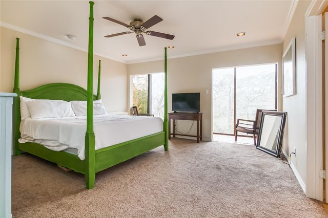 1802 Stoney Brook Drive 104, Houston, TX 77063