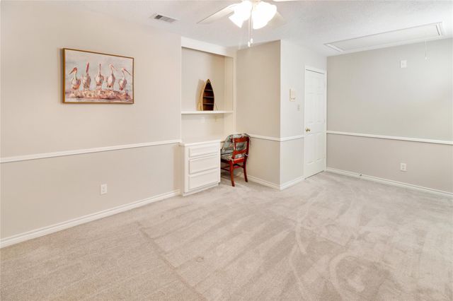 12511 Oakcroft Drive, Houston, TX 77070